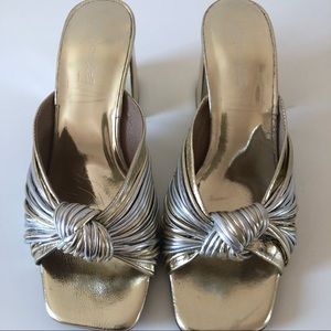 NWOT Jeffrey Campbell Gold/Silver Metallic Slide